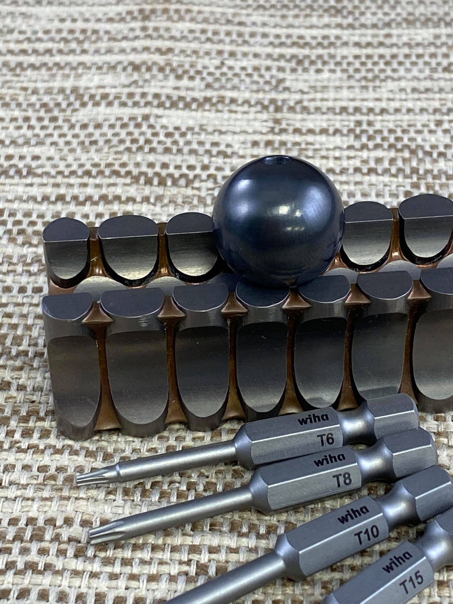Screw-It Balls